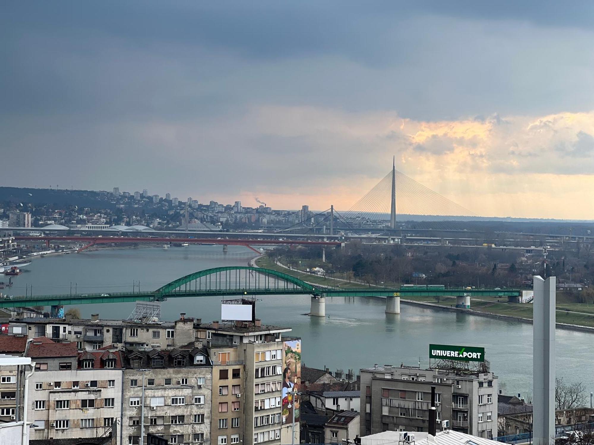 Central Sky View Apartment Beograd Ngoại thất bức ảnh